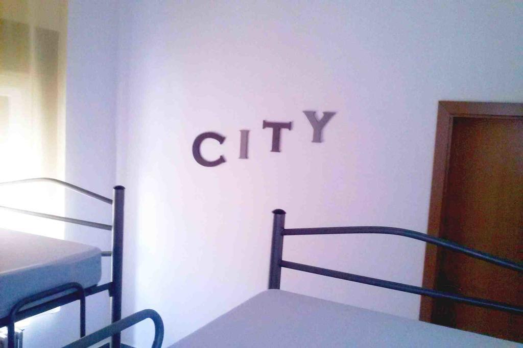 Albergue Internacional De Teruel City Backpackers Rum bild